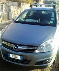 Opel Astra SW del 2007 allestimento Cosmo a meno di 5000 eur - 2