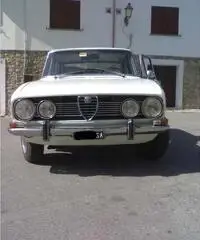 NOLEGGIO AUTO PER MATRIMONI ALFA ROMEO GIULIA BERLINA 1750 - 5