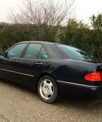 Mercedes E 250 diesel Avantgarde - 2