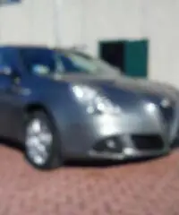 Alfa Romeo Giulietta - 2