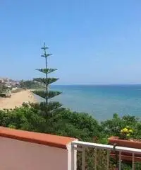 Capo Rizzuto - Affittasi Appartamenti Vacanze fronte MARE