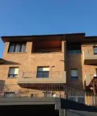 APPARTAMENTO di 4 vani e di 110 mq (ANCONA - ripe) rif. VND 5