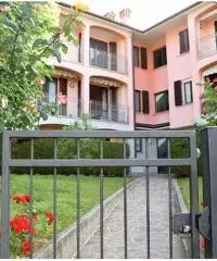 appartamento Sotto il Monte mq 77 Euro 140.000