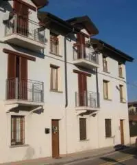 RONCADELLE Via Castello 21 APPARTAMENTO NUOVISSIMO Euro 123.000,00 a reddito resa 7,5% cod. 5.330 30