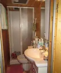 Roulotte e preingresso 3x4 m (bagno con doccia) - 6