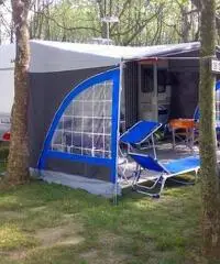 Veranda per caravan con box cucina