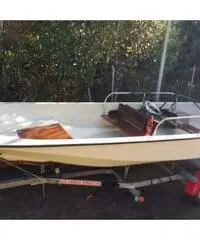 Boston Whaler 15' Super Sport+ Yamaha 25 Top+ Carrello Umbra - 9