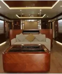 Majesty Yachts 105 - 4