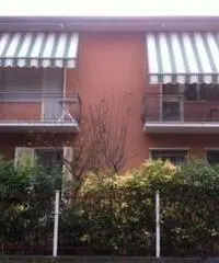 villa unifamiliare con 2 appartamenti