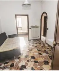 Genova Certosa vendesi appartamento di 60 mq, con due camere da letto, ingresso indipendente e bel b - 8