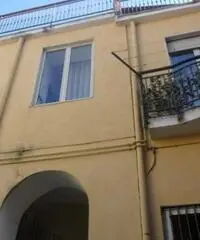 rifITI 024-av 142 - Stabile/Palazzo in Vendita a Giugliano in Campania di 400 mq - 2