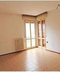 Ampio 2 locali con cantina a.... 39.000 Euro! - 2