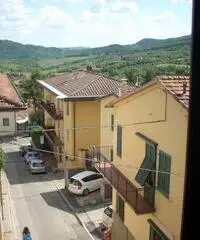 APPARTAMENTO di 4 vani e di 90 mq (CARMIGNANO) - 4