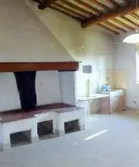 Porzione di casa in vendita a Poggibonsi 200 mq