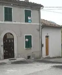 Casa indipendente in Vendita