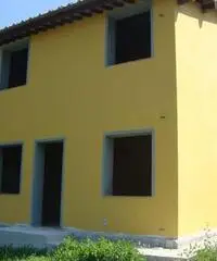 Casa indipendente Altro in Vendita - 2