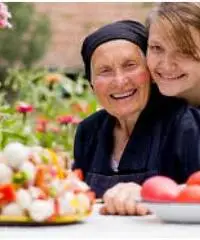 3938948502 BADANTE ITALIANA CON VITTO E ALLOGGIO, OPPURE A GIORNATA - 2