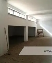 Centro -  Magazzino 6 locali € 150.000 MT601 - 6