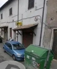 Quarantola: Vendita Capannone in Via Napoli, 170 Km 7,600 - 2