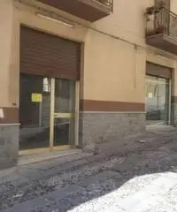 Vendita Magazzino in via Bologna, 4 - 2