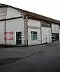 Capannone commerciale in affitto a SAN FREDIANO A SETTIMO - Cascina 525 mq  Rif: 455560