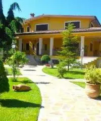 Villa a Avezzano - 2