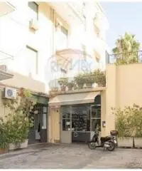 Vendita Magazzino in Via Proserpina - 4