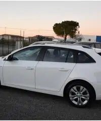 Chevrolet Cruze SW 1.7 D LTZ S.S. - Strafull - Cruise - Bluetooth - Cerchi - Sensori - 3