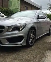 Mercedes-Benz CLA 220 CDI Premium - 4