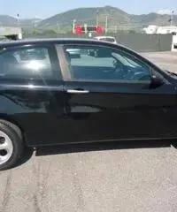 ALFA ROMEO 147 1.9 JTD (120) 3 porte Progression rif. 7167267 - 8