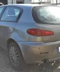 Alfa Romeo 147 1.9 JTD (120) 3 porte 120cv - 4