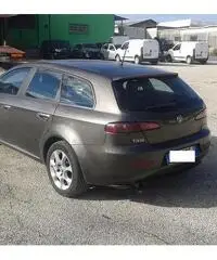 Alfa Romeo 159 1.9 jtdm 150 cv anno 2008 - 4