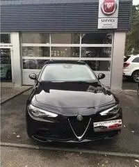 Alfa Romeo Giulia Alfa Romeo Giulia 2.2 diesel 16V 110kW AT8 - 5