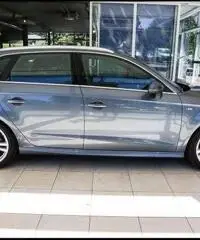 Audi A3 Audi A3 Sportback 2.0 TDI S-tronic S-Line - 2