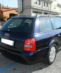 Audi A4 1.9 TDI 115 CV AVANT - 2