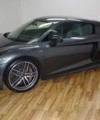 Audi R8 5.2 FSI V10 PLUS S-TRONIC MAGNETICRIDE CARBONIO - 4