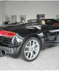 Audi R8 5.2 V10 FSI quattro CARBON CERAMICA S tronic - 4