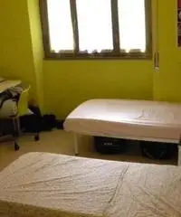 AFFITTASI A STUDENTESSE DUE POSTI LETTO IN CAMERA DOPPIA - 3