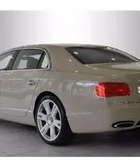 Bentley Flying Spur Bentley Flying Spur Mulliner W12 MODELLO 2016 TORT - 3