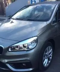 BMW 218d Active Tourer Advantage - 2