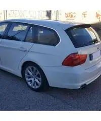 BMW 318d 143CV Touring Eletta - 6