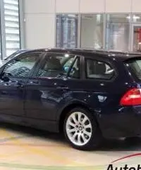 BMW 320 D TOURING FUTURA STEPTRONIC - 2