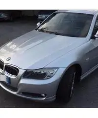 BMW 325 i cat Futura automatica pelle rif. 7117845