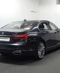 BMW 730 d Eccelsa rif. 7184676 - 4
