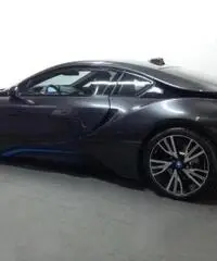 BMW i8 i8 rif. 6576853 - 7