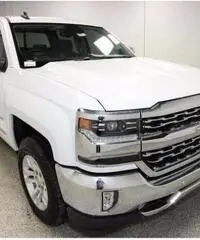 Chevrolet Silverado Chevrolet Silverado LTZ V8 5,3 ECOTEC 355 HP 4X4 C - 2