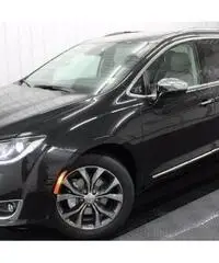 Chrysler Pacifica - 5