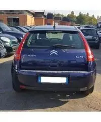 Citroen C4 1.6 HDi 110CV Exclusive - 4