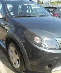 DACIA Sandero Stepway 1.5 dCi 70CV rif. 6956850 - 3