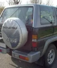 Daihatsu Feroza - 2